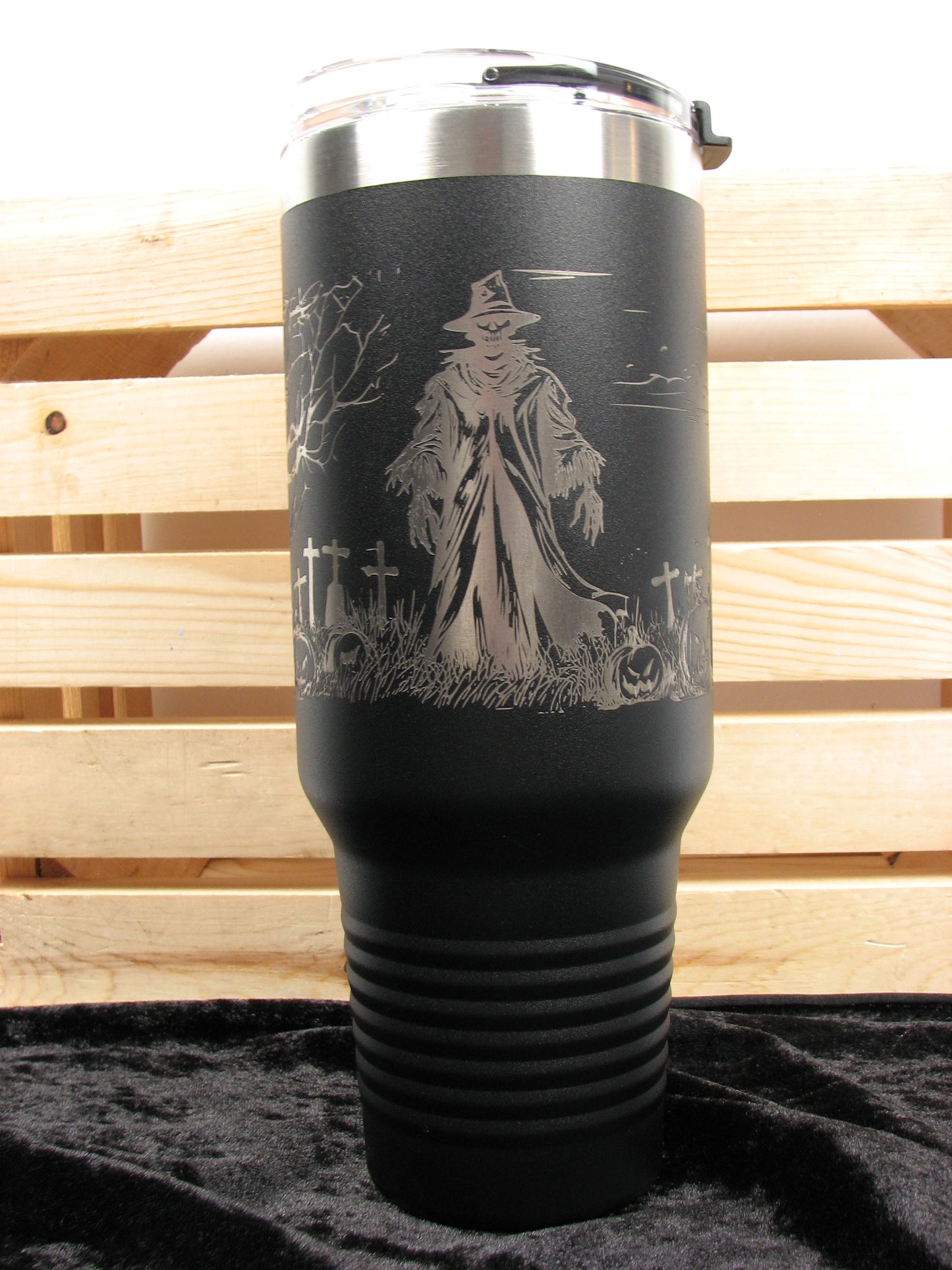 Scarecrow Graveyard 40 oz. Tumbler